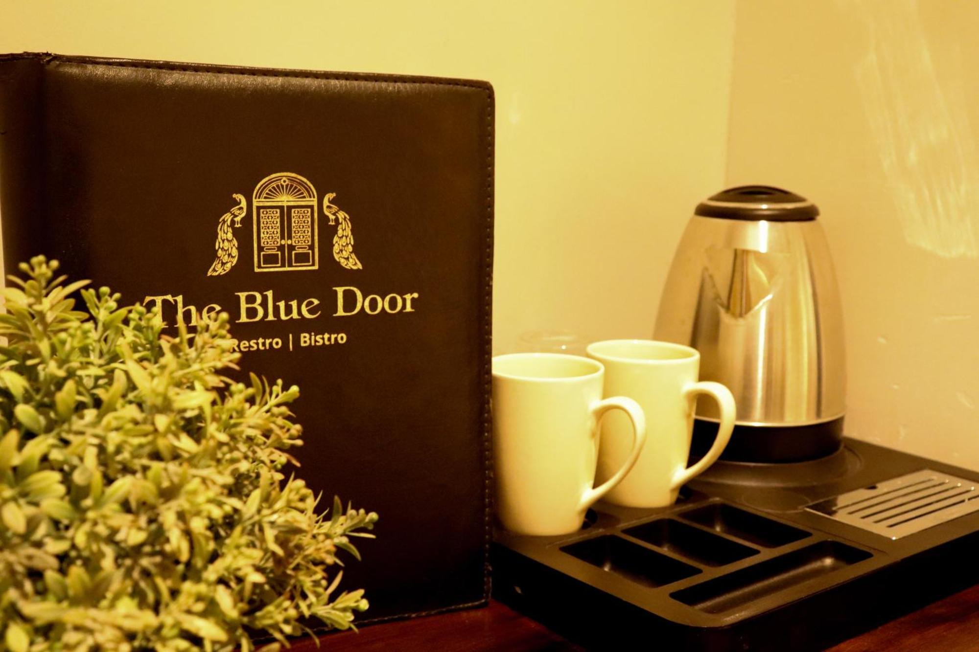 Blue Door Hotel Būndi Buitenkant foto